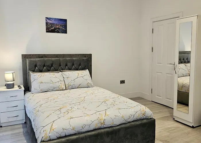 Forest Edge Inn London